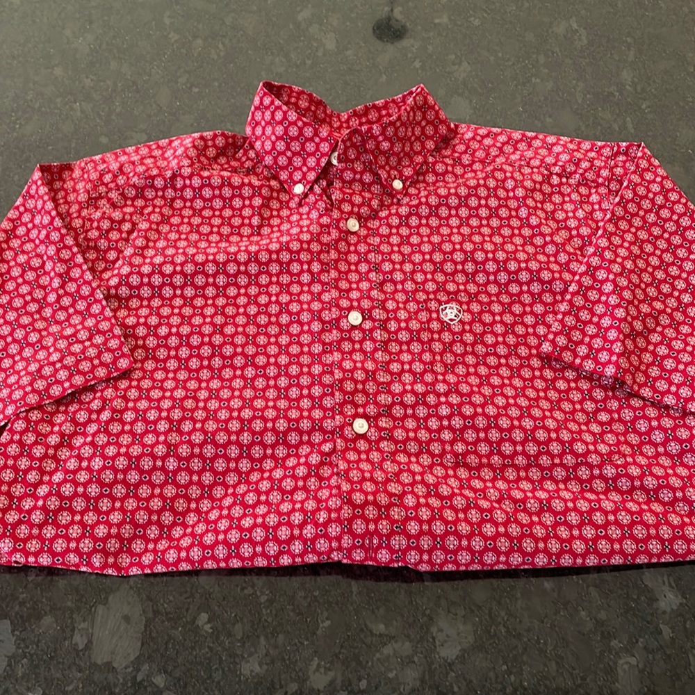 Ariat short sleeve button down shirt